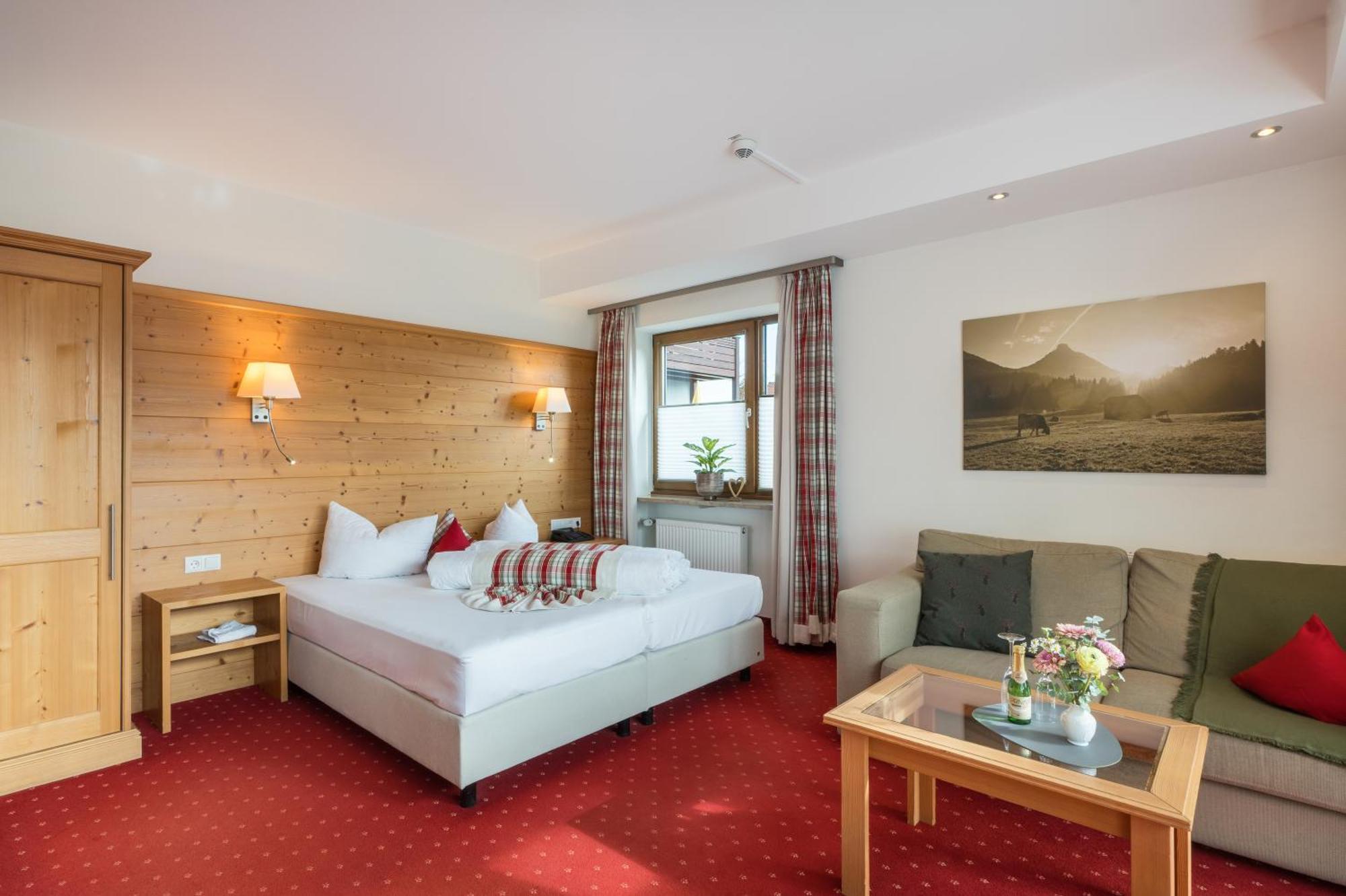 Landhotel Gockelwirt Eisenberg  Kültér fotó