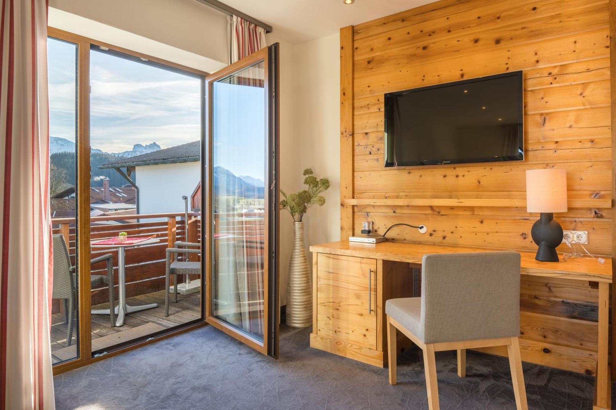 Landhotel Gockelwirt Eisenberg  Kültér fotó