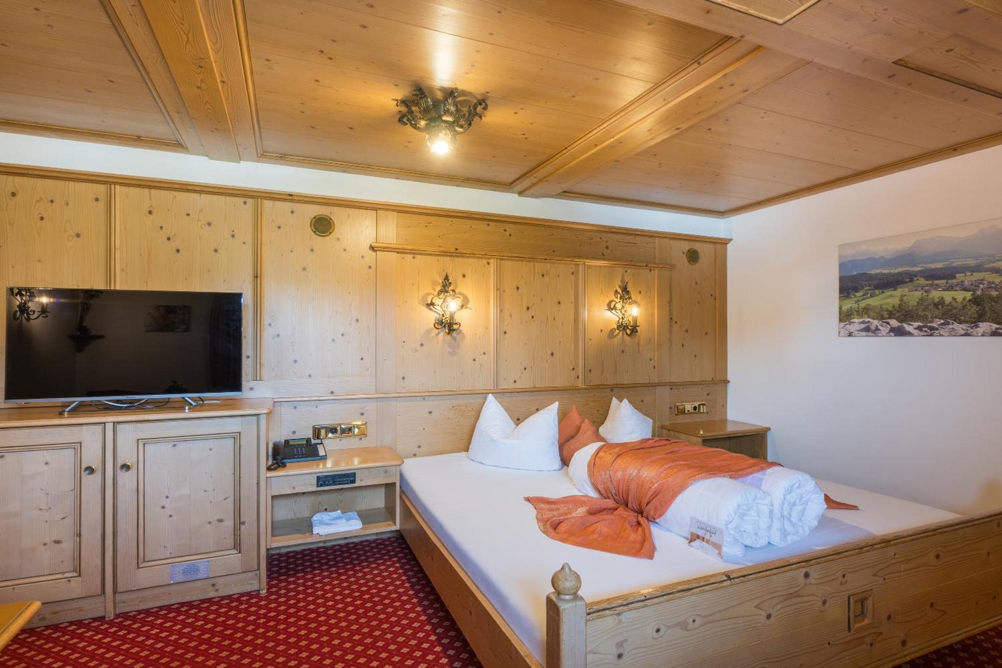 Landhotel Gockelwirt Eisenberg  Kültér fotó